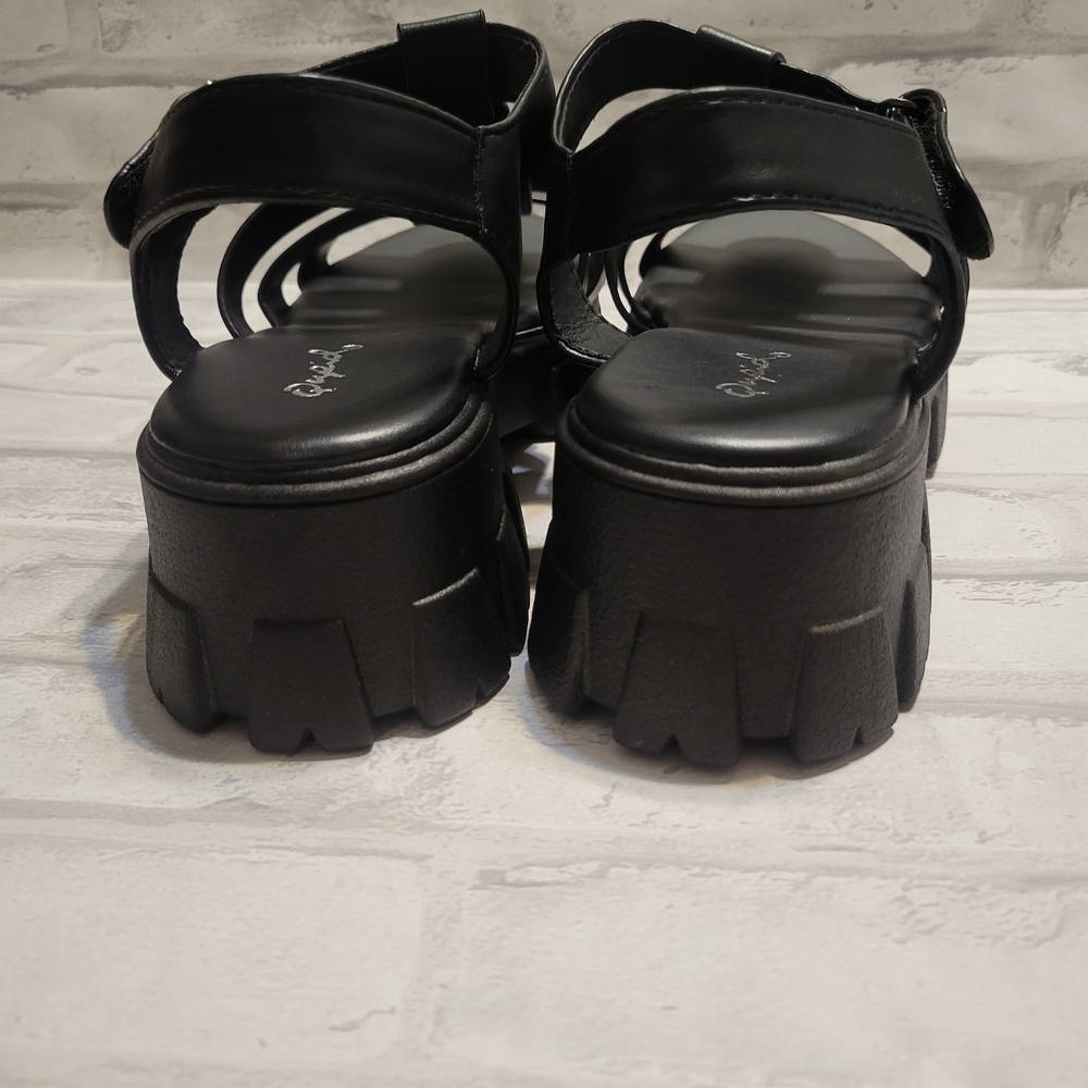 Black Chunky Sandals - Picture 3 of 4